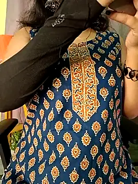 Snapshot of Kritika05 chatting on June 2026 07:03:02 PM Kritika05 online show from June 2026 07:03:02 PM