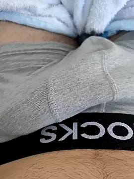 Snapshot of XTo95 chatting on March 2026 12:54:01 PM XTo95 online show from March 2026 12:54:01 PM