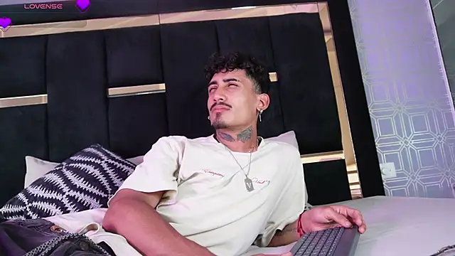 Dark Eros  online show from March 2026 08:17:01 PM