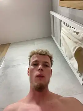 Dencchikk22 online show from June 2026 09:52:01 PM