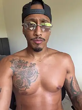 Snapshot of bruno_west chatting on February 2026 08:30:01 PM bruno west online show from February 2026 08:30:01 PM