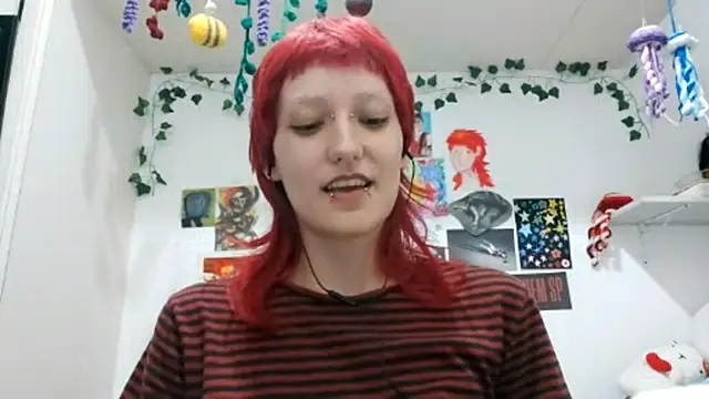 Snapshot of DevonArndell chatting on February 2026 11:26:01 PM DevonArndell online show from February 2026 11:26:01 PM