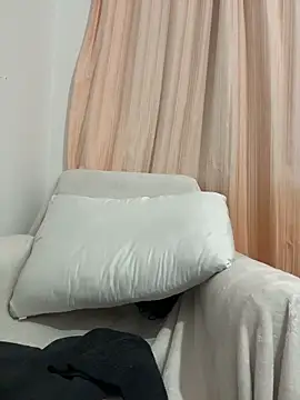 Snapshot of paula_p07 chatting on April 2026 10:05:02 AM paula p07 online show from April 2026 10:05:02 AM