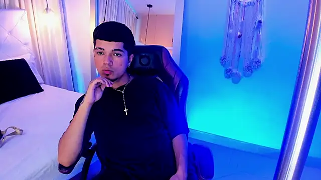 Briian   online show from June 2026 07:27:02 PM