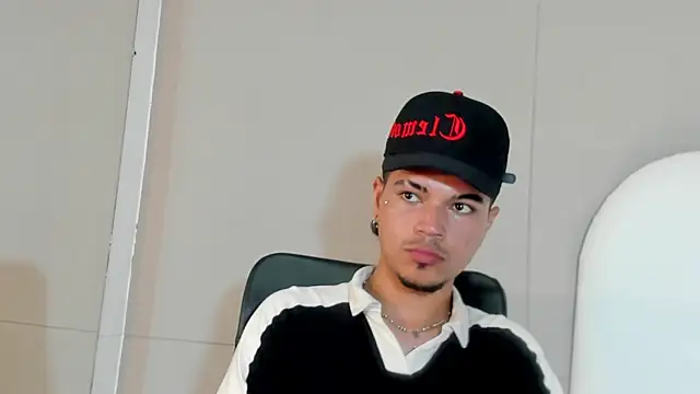 Briian   online show from June 2026 07:24:01 PM