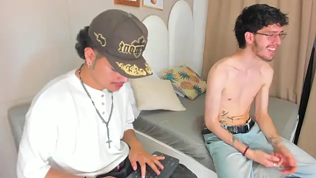 Snapshot of Jason_23__ chatting on April 2026 07:19:02 PM Jason 23 online show from April 2026 07:19:02 PM