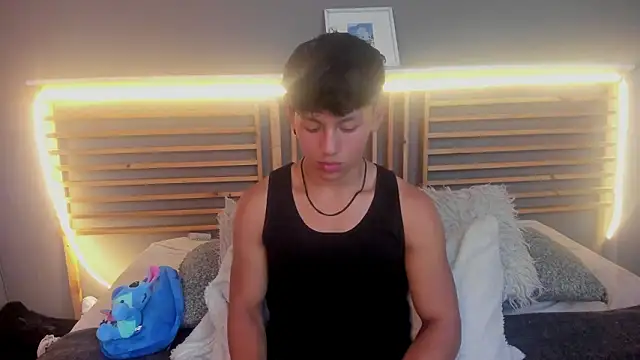 Snapshot of clark_ken01 chatting on March 2026 09:08:01 PM clark ken01 online show from March 2026 09:08:01 PM