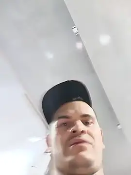 Edwin Q online show from June 2026 02:05:02 AM