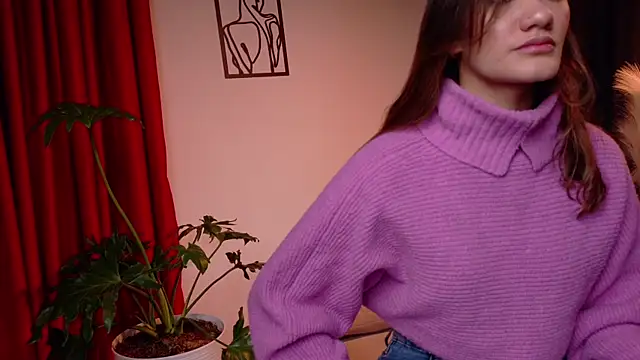 Snapshot of Mia_Benett_ chatting on June 2026 02:10:02 PM Mia Benett online show from June 2026 02:10:02 PM