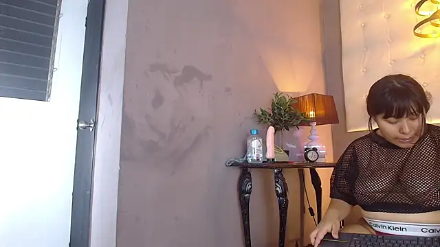 Assly Love online show from March 2026 04:40:01 AM