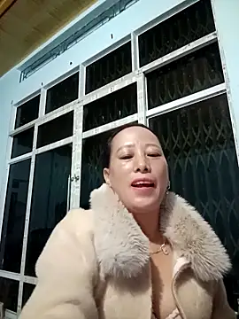 Snapshot of JenyLy68 chatting on March 2026 08:39:01 PM JenyLy68 online show from March 2026 08:39:01 PM