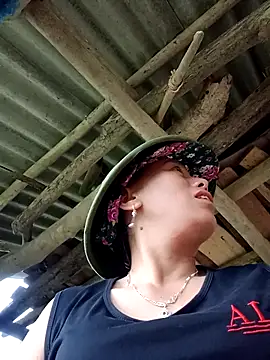 Snapshot of JenyLy68 chatting on March 2026 10:37:01 AM JenyLy68 online show from March 2026 10:37:01 AM