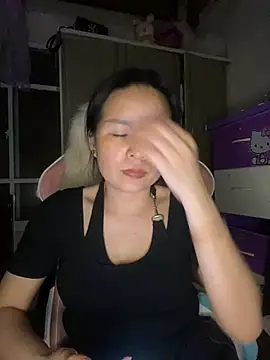 Ivy Trix2 online show from May 2026 02:57:01 PM