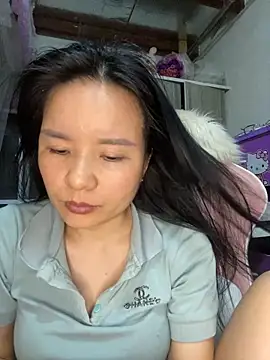 Ivy Trix2 online show from May 2026 02:44:02 PM
