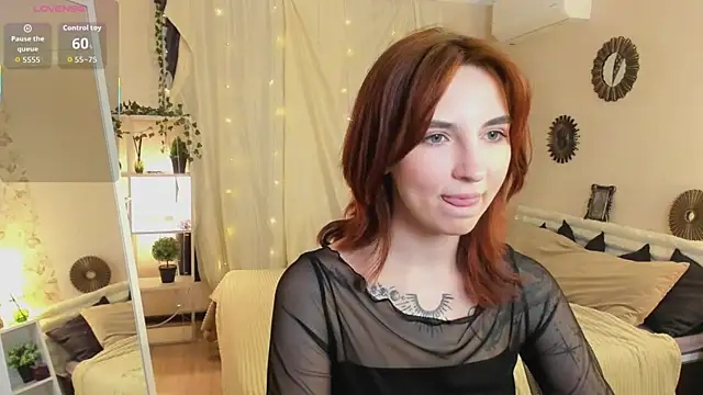 VittoriaNix online show from May 2026 07:33:01 PM