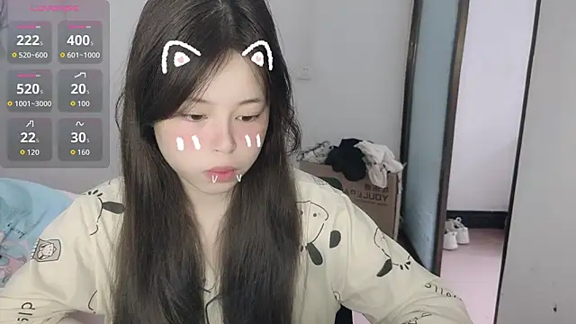 Snapshot of F-Yihao chatting on March 2026 06:35:01 AM F-Yihao online show from March 2026 06:35:01 AM