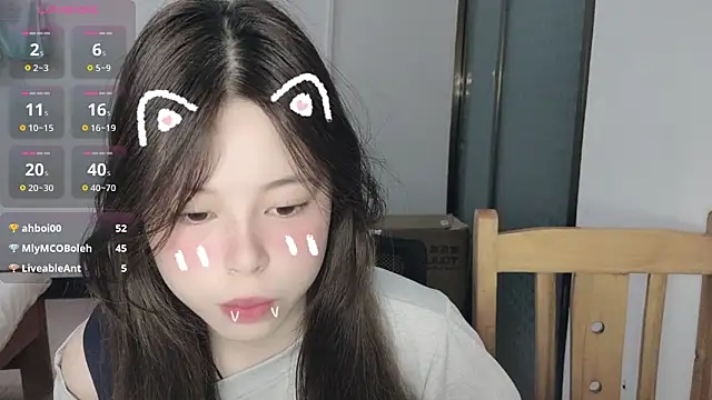 Snapshot of F-Yihao chatting on April 2026 01:15:02 PM F-Yihao online show from April 2026 01:15:02 PM