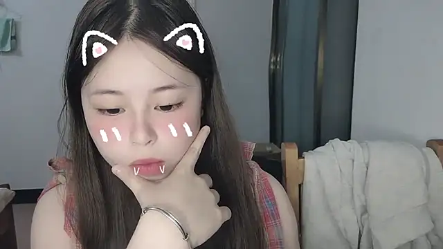 Snapshot of F-Yihao chatting on April 2026 01:38:01 PM F-Yihao online show from April 2026 01:38:01 PM