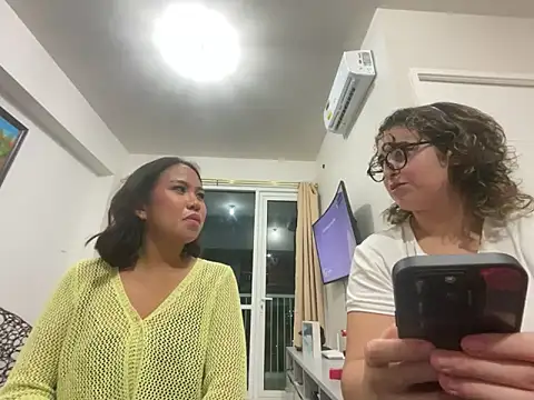 Snapshot of yassiestar chatting on March 2026 01:07:02 PM yassiestar online show from March 2026 01:07:02 PM