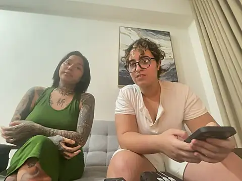 Snapshot of yassiestar chatting on March 2026 04:35:01 PM yassiestar online show from March 2026 04:35:01 PM