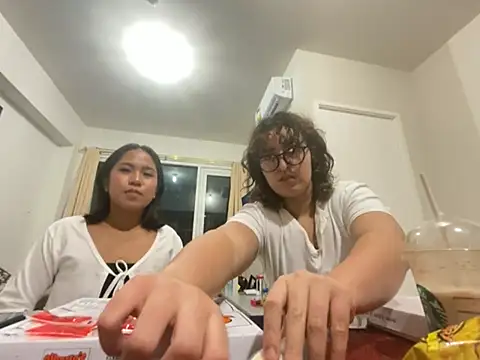 Snapshot of yassiestar chatting on March 2026 05:50:02 PM yassiestar online show from March 2026 05:50:02 PM