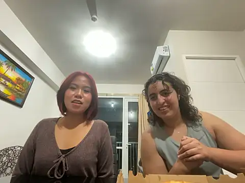 Snapshot of yassiestar chatting on March 2026 04:22:01 PM yassiestar online show from March 2026 04:22:01 PM