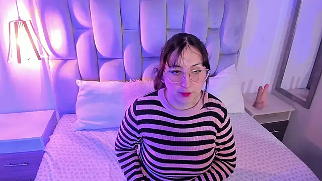 Maddie-LesYoux online show from March 2026 12:05:02 PM