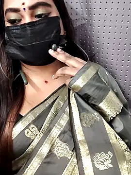 Snapshot of Cutie_Nila chatting on April 2026 04:16:01 AM Cutie Nila online show from April 2026 04:16:01 AM