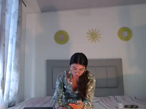 Julietaamado online show from May 2026 01:39:02 PM