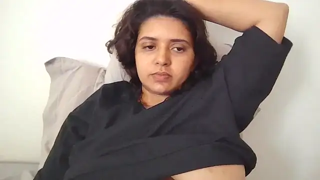 Snapshot of midsize_94 chatting on March 2026 04:24:02 PM midsize 94 online show from March 2026 04:24:02 PM