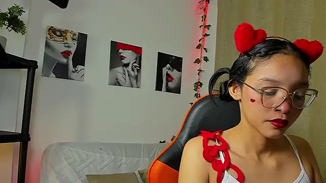 Rebeca Marchetti online show from March 2026 08:37:02 PM