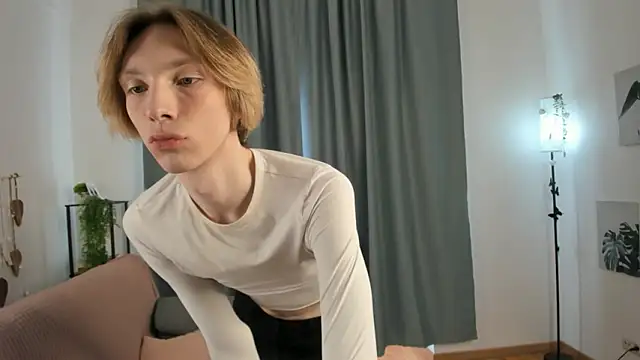 SilverFeral online show from March 2026 05:47:02 AM