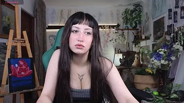 EffieMeowley online show from May 2026 07:04:02 AM