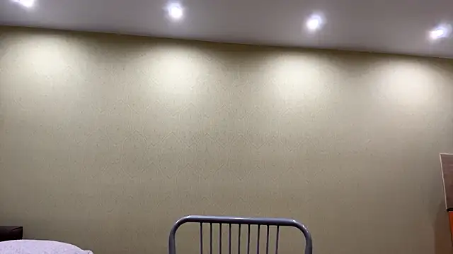 AliveCute online show from March 2026 05:39:01 PM