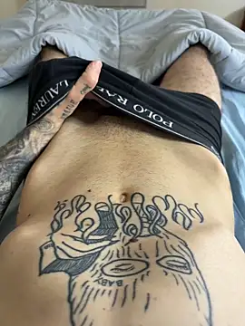 IamAlexei online show from April 2026 01:43:02 PM