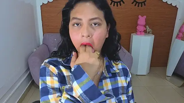 Snapshot of Kristen_black_T chatting on February 2026 09:24:01 PM Kristen black T online show from February 2026 09:24:01 PM