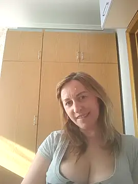 ChristinaYork online show from April 2026 02:22:02 PM