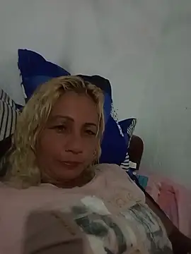 Snapshot of Lamonita05 chatting on April 2026 04:10:02 PM Lamonita05 online show from April 2026 04:10:02 PM