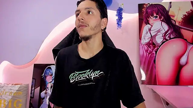 Snapshot of DanteLuxx chatting on March 2026 04:02:02 AM DanteLuxx online show from March 2026 04:02:02 AM