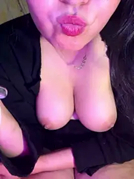 Snapshot of Sexy_Lolii chatting on May 2026 06:35:02 PM Sexy Lolii online show from May 2026 06:35:02 PM