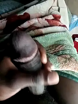 Snapshot of monsterdick112 chatting on May 2026 11:00:01 PM monsterdick112 online show from May 2026 11:00:01 PM