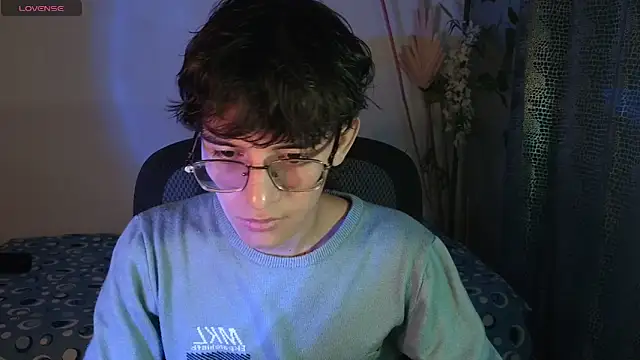 noah millerx online show from March 2026 03:45:01 AM