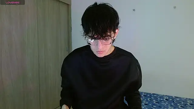 noah millerx online show from May 2026 04:18:01 AM