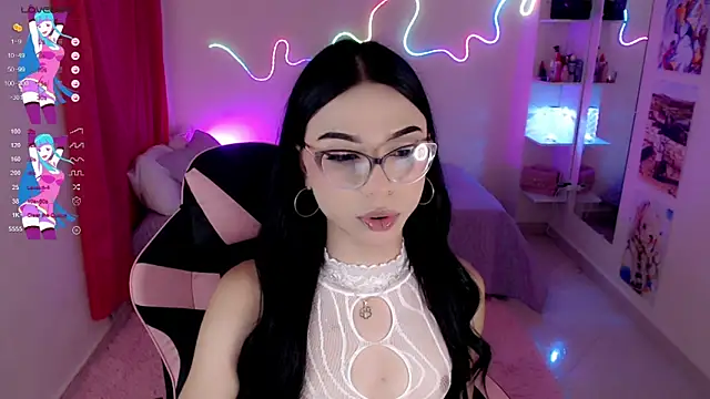 Snapshot of IamAndrea01 chatting on April 2026 04:26:02 AM IamAndrea01 online show from April 2026 04:26:02 AM