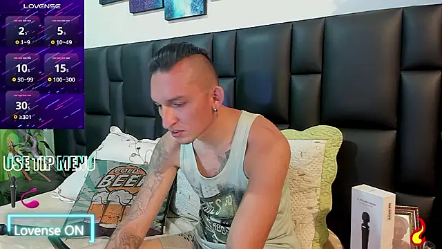 Snapshot of Mike_Waters chatting on March 2026 10:59:01 PM Mike Waters online show from March 2026 10:59:01 PM