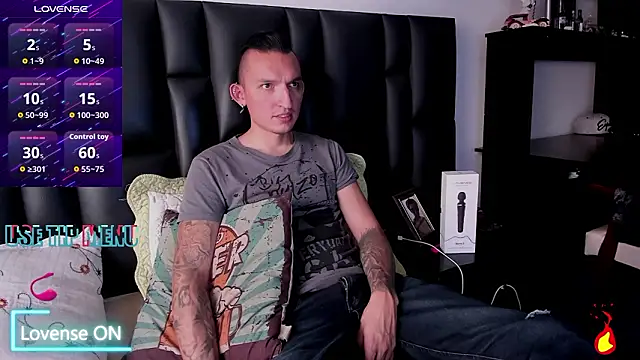 Snapshot of Mike_Waters chatting on March 2026 07:51:02 PM Mike Waters online show from March 2026 07:51:02 PM