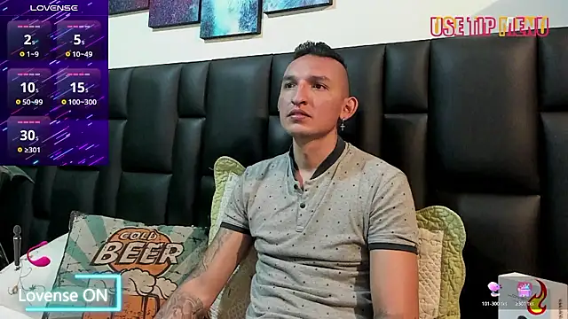 Snapshot of Mike_Waters chatting on March 2026 11:33:01 PM Mike Waters online show from March 2026 11:33:01 PM