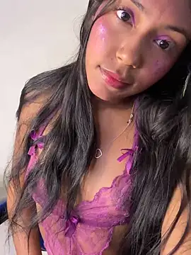 Maddie 7 online show from April 2026 02:49:01 AM