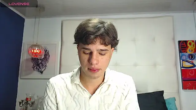 EXCLUSIVE8 online show from March 2026 04:17:02 AM