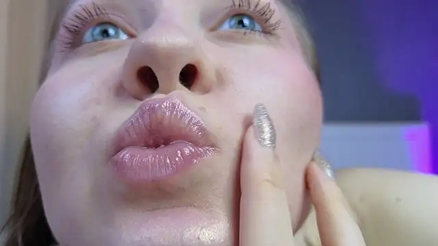 Snapshot of Cute_Auggie8 chatting on April 2026 09:57:01 AM Cute Auggie8 online show from April 2026 09:57:01 AM